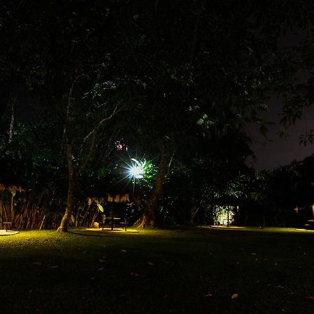 Augusta Sukabumi Hotel Exterior foto